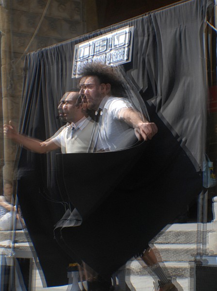 Circo busca carpa - Foto 3D :: Buskers Pirata Bologna 2010