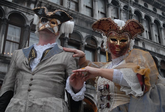 Coppia stile medioevo - Carnevale di Venezia