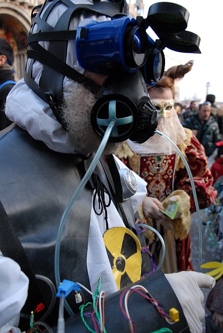 Nucleare - Carnevale di Venezia