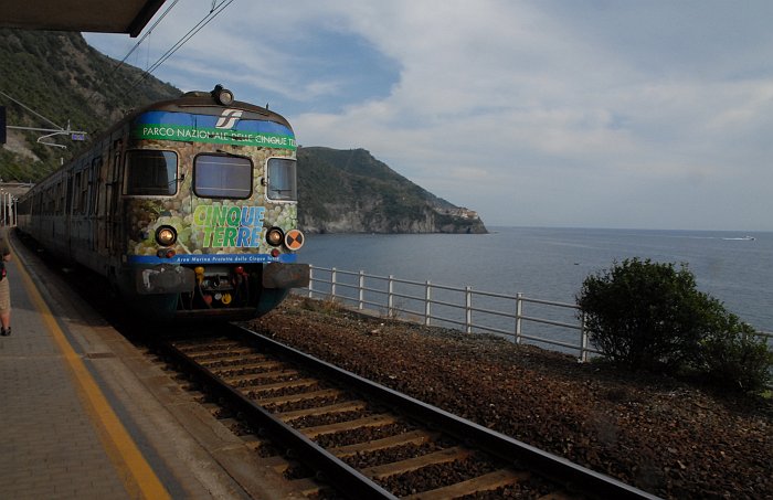 Stazione treni - Fotografia di Corniglia - Le Cinque Terre