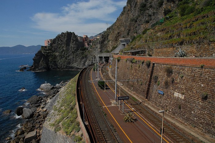 Stazione treni - Fotografia di Manarola - Le Cinque Terre