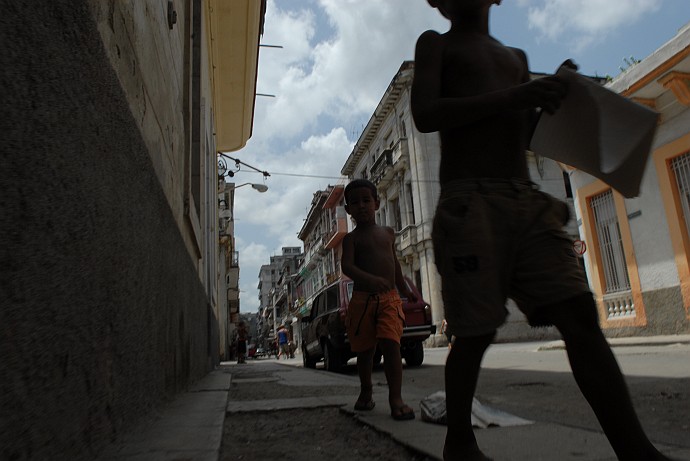 In marcia piedi - Fotografia della Havana - Cuba 2010