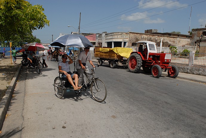 Bici taxi - Fotografia di Holguin - Cuba 2010