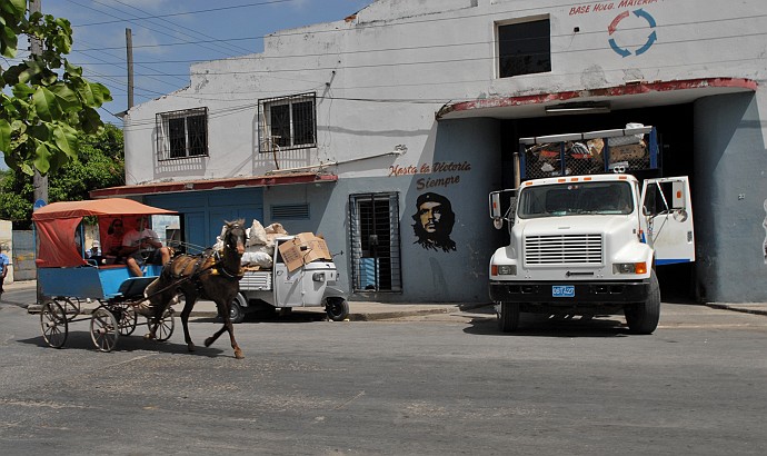 Camion - Fotografia di Holguin - Cuba 2010