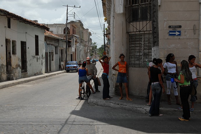 Ragazze - Fotografia di Santa Clara - Cuba 2010