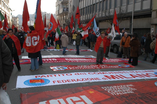 Manifestazione No Dal Molin - Fotografia 38 - Vicenza 17 febbraio 2007
