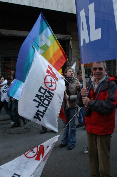 Manifestazione No Dal Molin - Fotografia 62 - Vicenza 17 febbraio 2007
