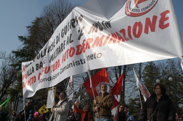 Manifestazione No Dal Molin - Fotografia 166 - Vicenza 17 febbraio 2007