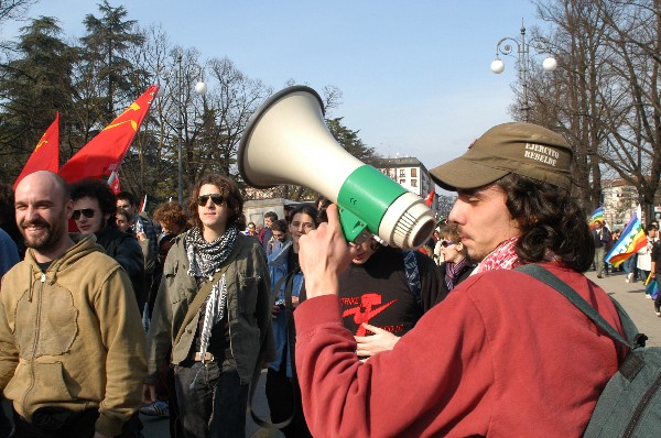 Manifestazione No Dal Molin - Fotografia 182 - Vicenza 17 febbraio 2007