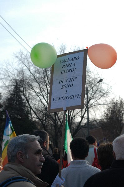 Manifestazione No Dal Molin - Fotografia 301 - Vicenza 17 febbraio 2007