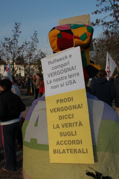 Manifestazione No Dal Molin - Fotografia 314 - Vicenza 17 febbraio 2007