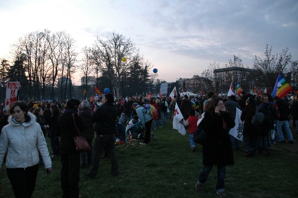 Manifestazione No Dal Molin - Fotografia 379 - Vicenza 17 febbraio 2007