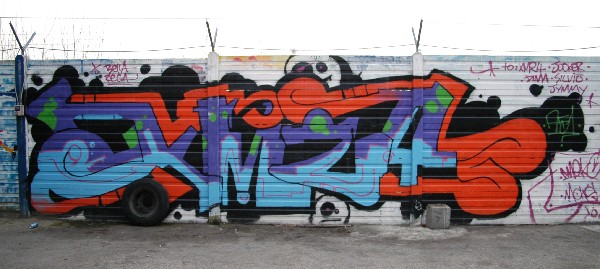 Kmz4 - Murales di Bologna