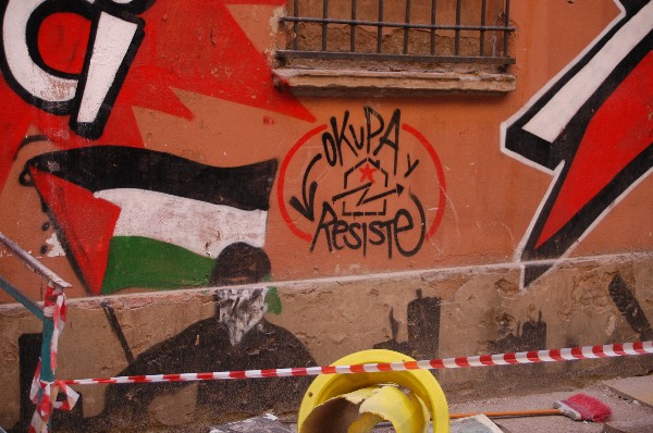 Okupa y Resiste - Murales di Bologna