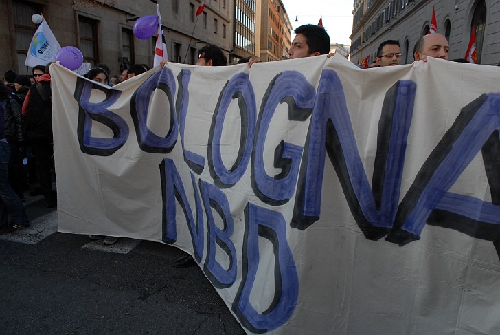 Bologna NBD - Fotografia del No Berlusconi Day
