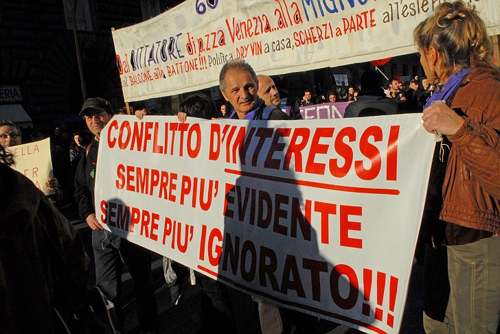 conflitto d'interessi - Fotografia del No Berlusconi Day
