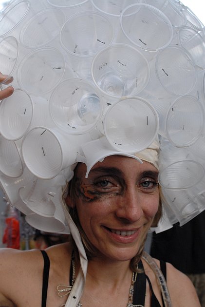 Cappello bicchieri di plastica :: Par Tòt Parata - PARTòT