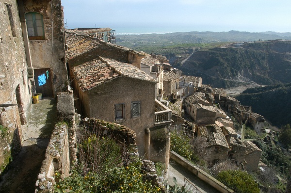 Panoramica del Paese - Fotografia di Badolato