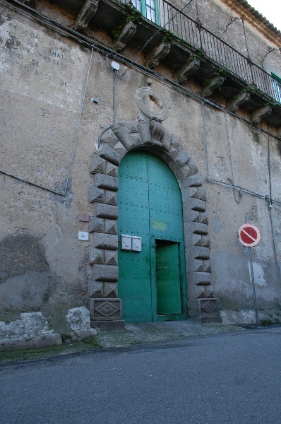 Portale - Fotografia di Badolato