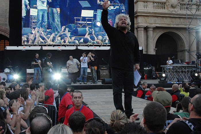 Beppe Grillo presenta Meetup
