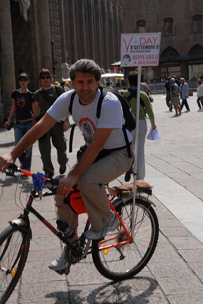 Bicicletta V-Day
