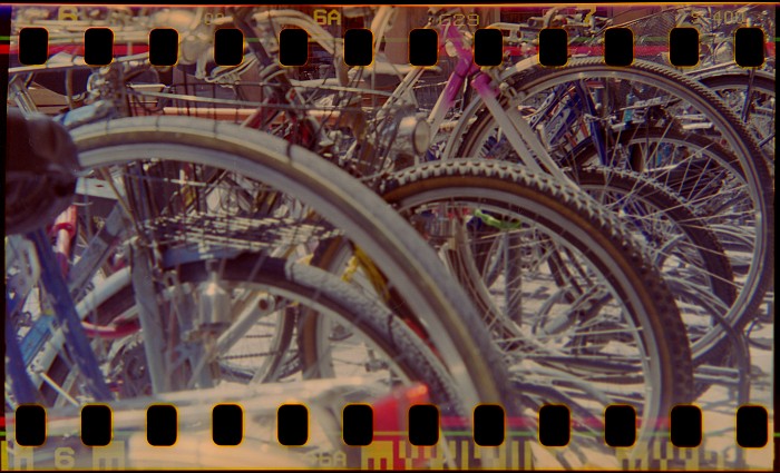 Biciclette angolo Via Zamboni e Via San Vitale