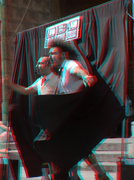 Circo busca carpa - Foto 3D :: Buskers Pirata Bologna 2010