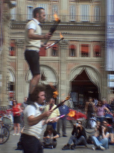 Giocolieri - Foto 3D :: Buskers Pirata Bologna 2010