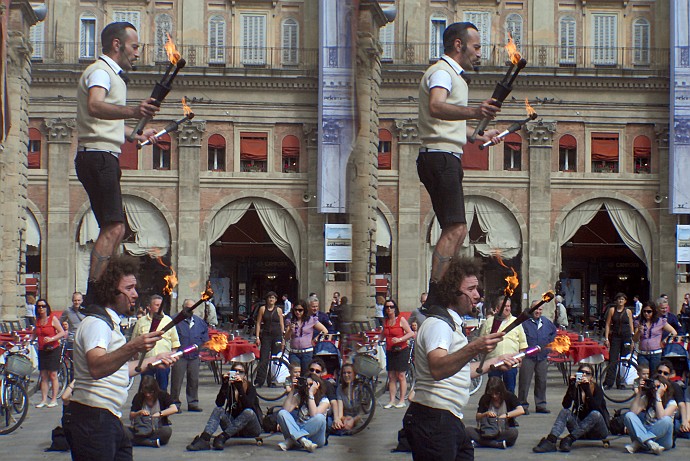 Giocolieri - Foto 3D :: Buskers Pirata Bologna 2010