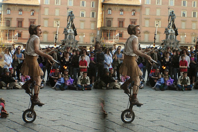 Nettuno - Foto 3D :: Buskers Pirata Bologna 2010