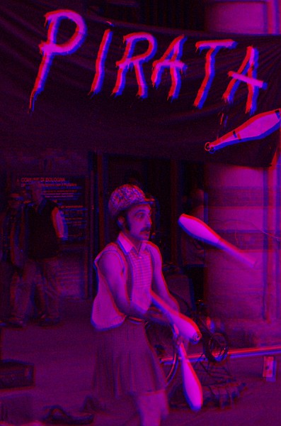 Pirata - Foto 3D :: Buskers Pirata Bologna 2010