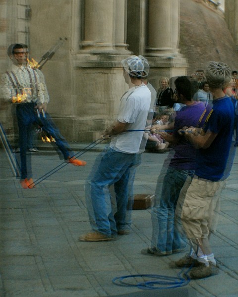 Sulla corda - Foto 3D :: Buskers Pirata Bologna 2010