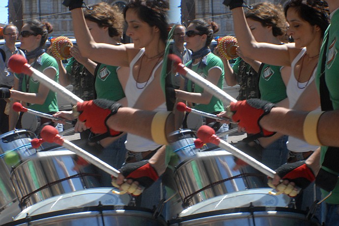 Tamburi - Foto 3D :: Buskers Pirata Bologna 2010