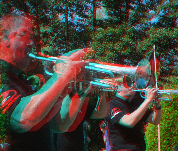 Trombe - Foto 3D :: Buskers Pirata Bologna 2010