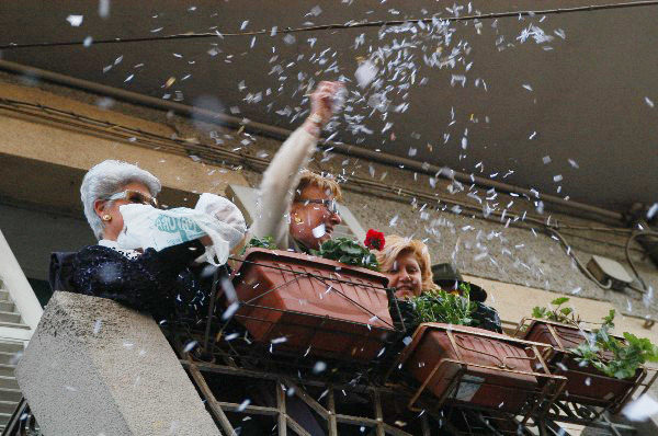 Lancio coriandoli - Carnevale di Soverato