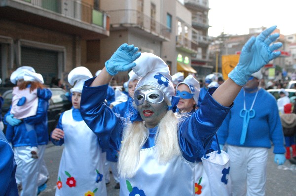 Puffi danzanti - Carnevale di Soverato