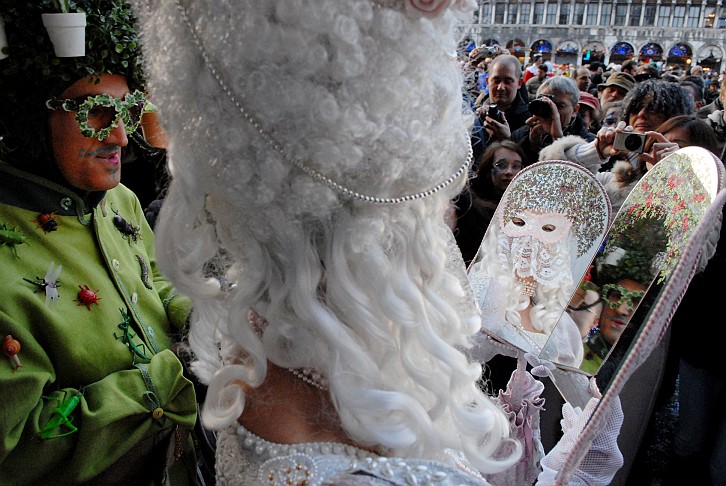 Allo specchio - Carnevale di Venezia