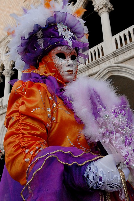 Arancio viola - Carnevale di Venezia