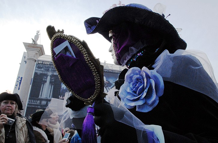 Blue Flawers - Carnevale di Venezia