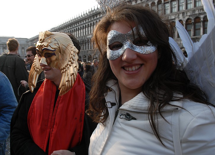 Con le ali - Carnevale di Venezia