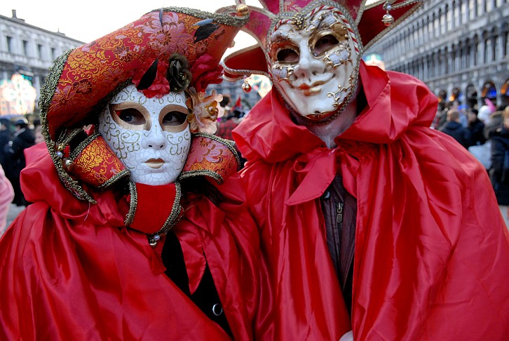 Coppia in rosso - Carnevale di Venezia