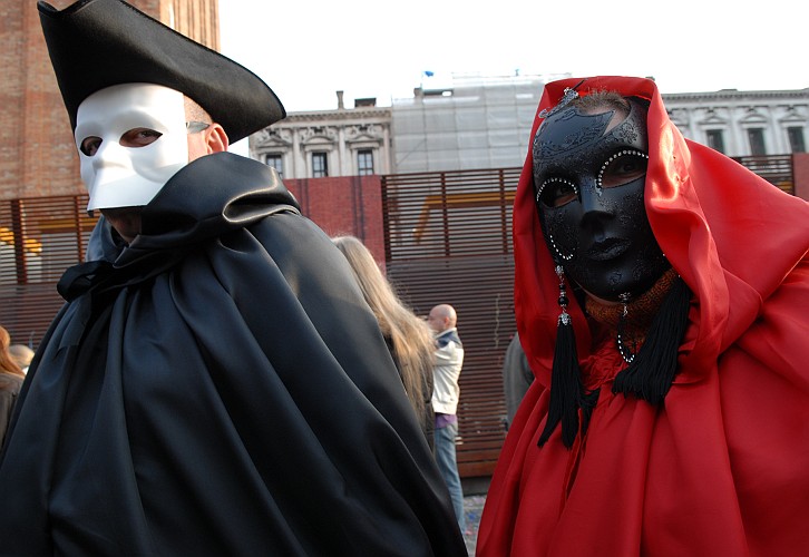 Nero rosso - Carnevale di Venezia