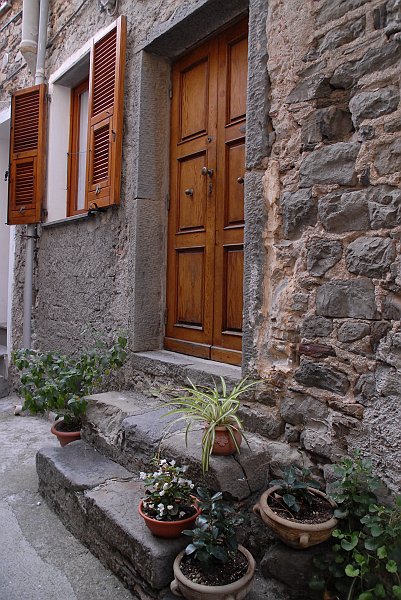 Portone - Fotografia di Corniglia - Le Cinque Terre