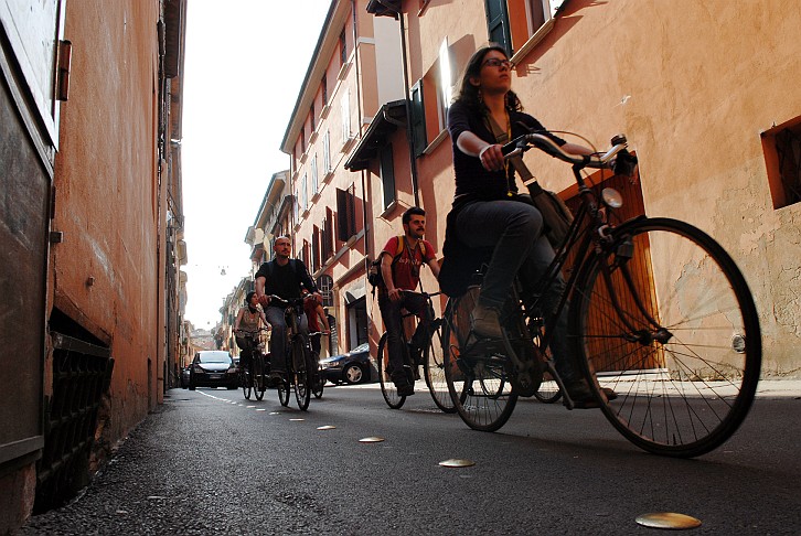 Via Rialto - La Critical Mass di Bologna