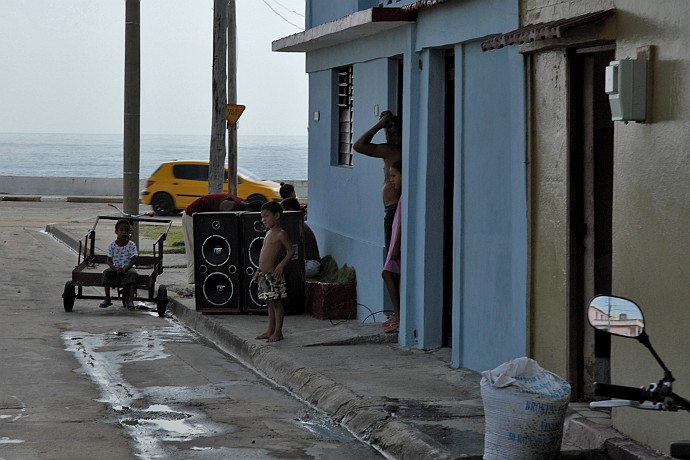 Autoparlanti - Fotografia di Baracoa - Cuba 2010
