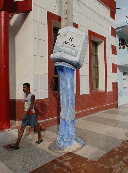 Adorni in strada - Fotografia di Bayamo - Cuba 2010