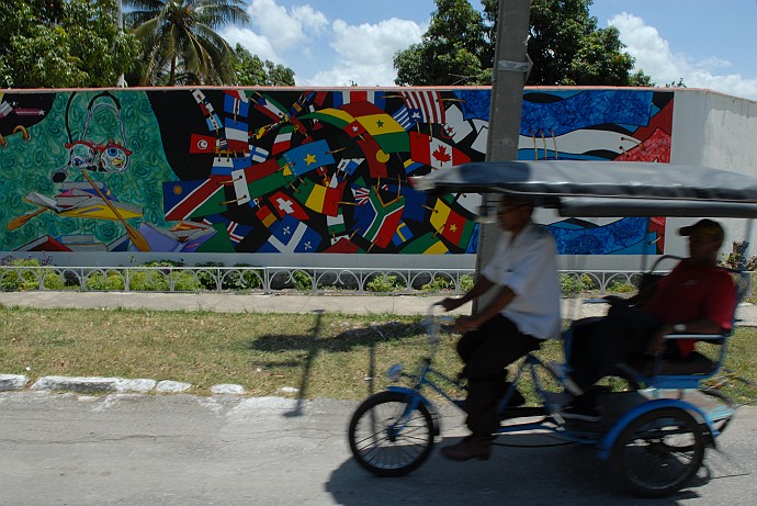 Murales bandiere - Fotografia di Bayamo - Cuba 2010