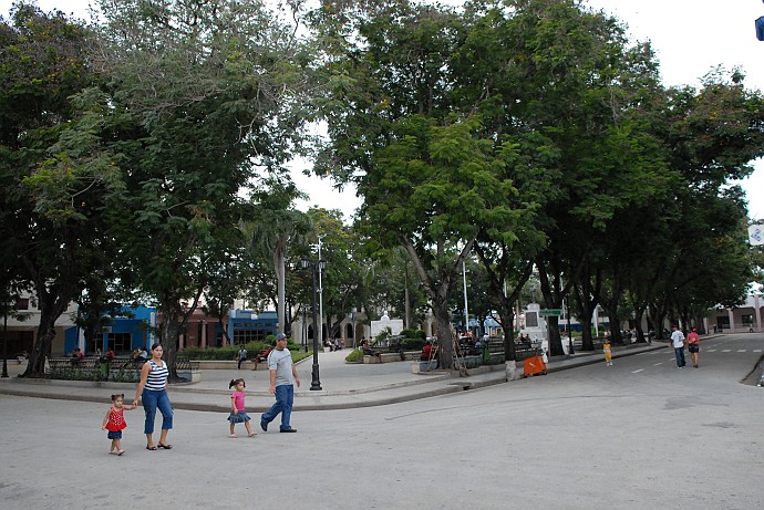 Piazza della Rivoluzione - Fotografia di Bayamo - Cuba 2010