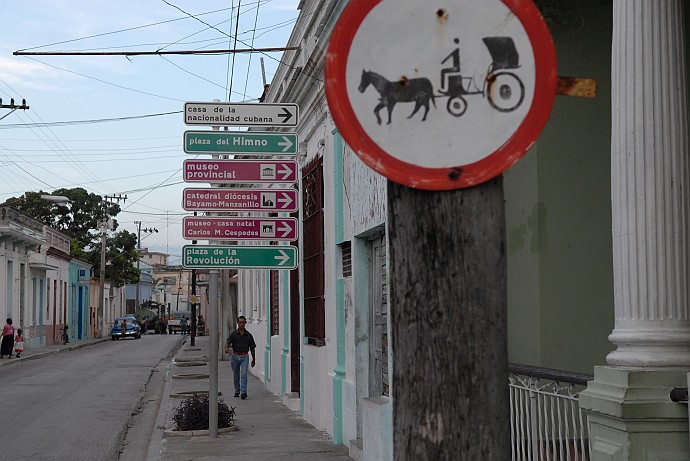 Segnaletiche - Fotografia di Bayamo - Cuba 2010