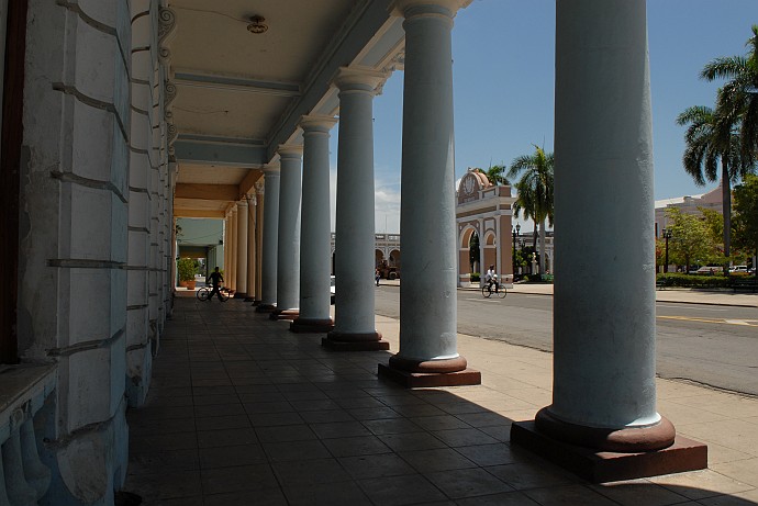 Colonne - Fotografia di Cienfuegos - Cuba 2010